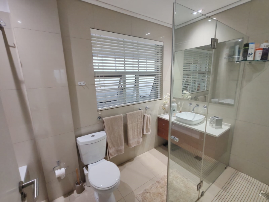 1 Bedroom Property for Sale in Summerstrand Eastern Cape